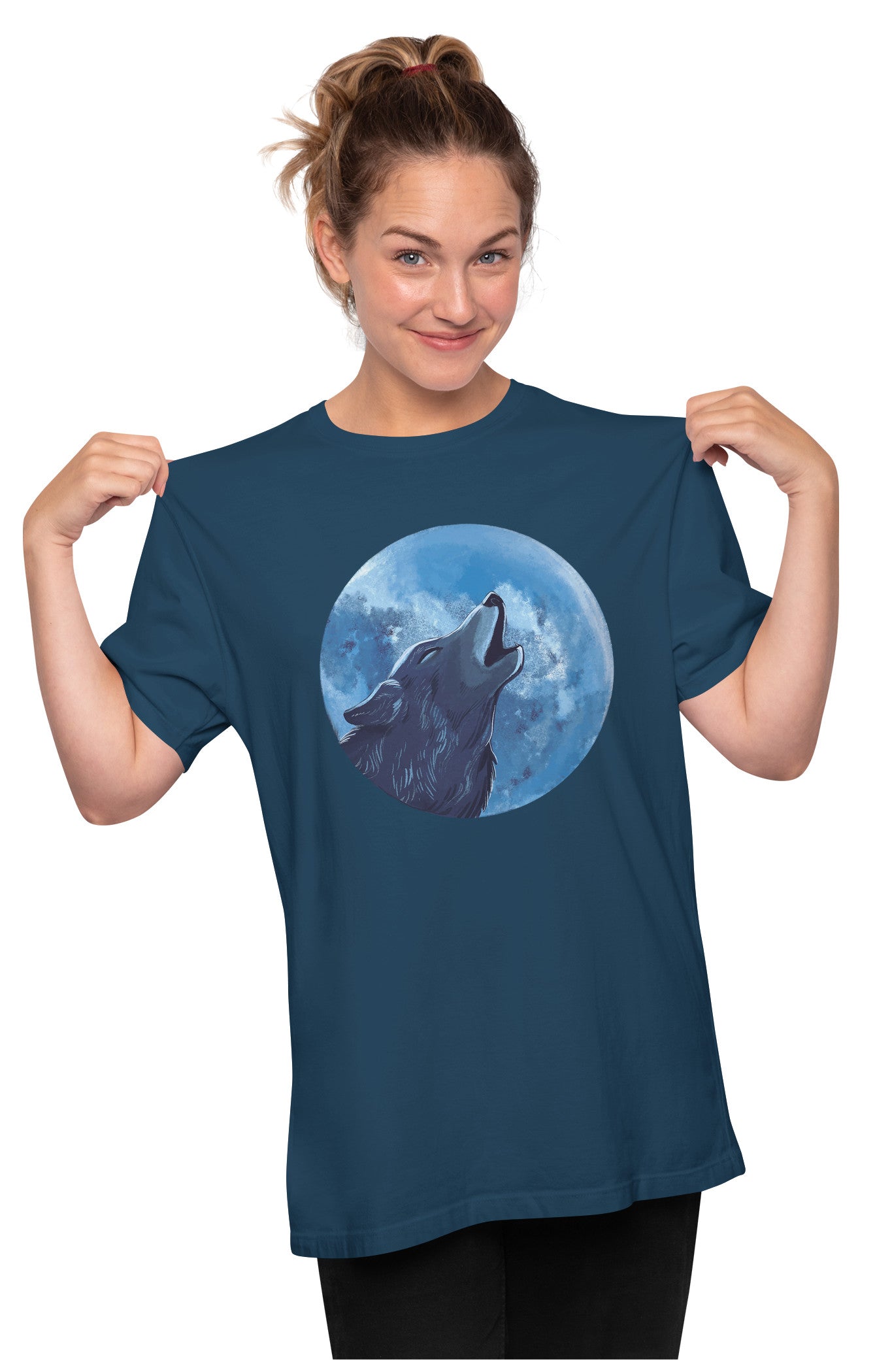 Wolf Howling - Full Moon Oversized Unisex T-shirts