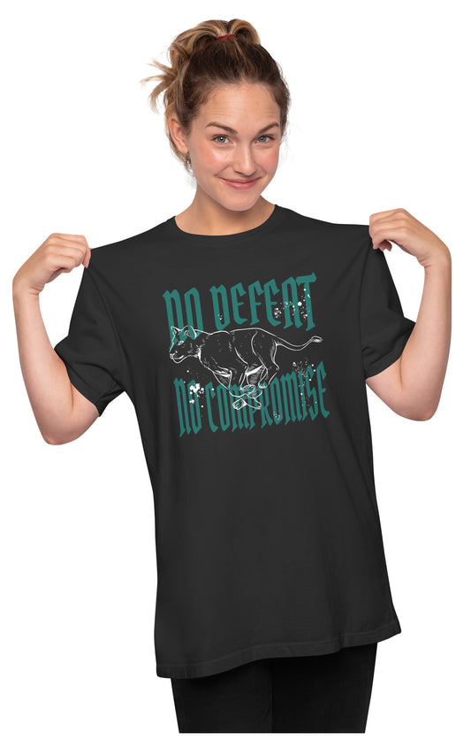 No Defeat No Compromise - Lioness Quote Oversized Unisex T-shirt