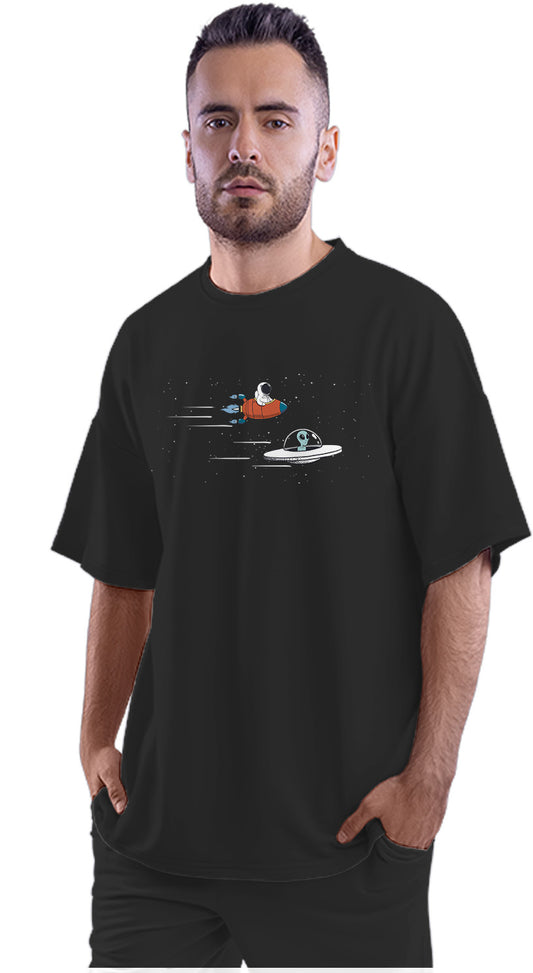 Space Race - Alien & Astronaut Oversized Unisex T-shirt